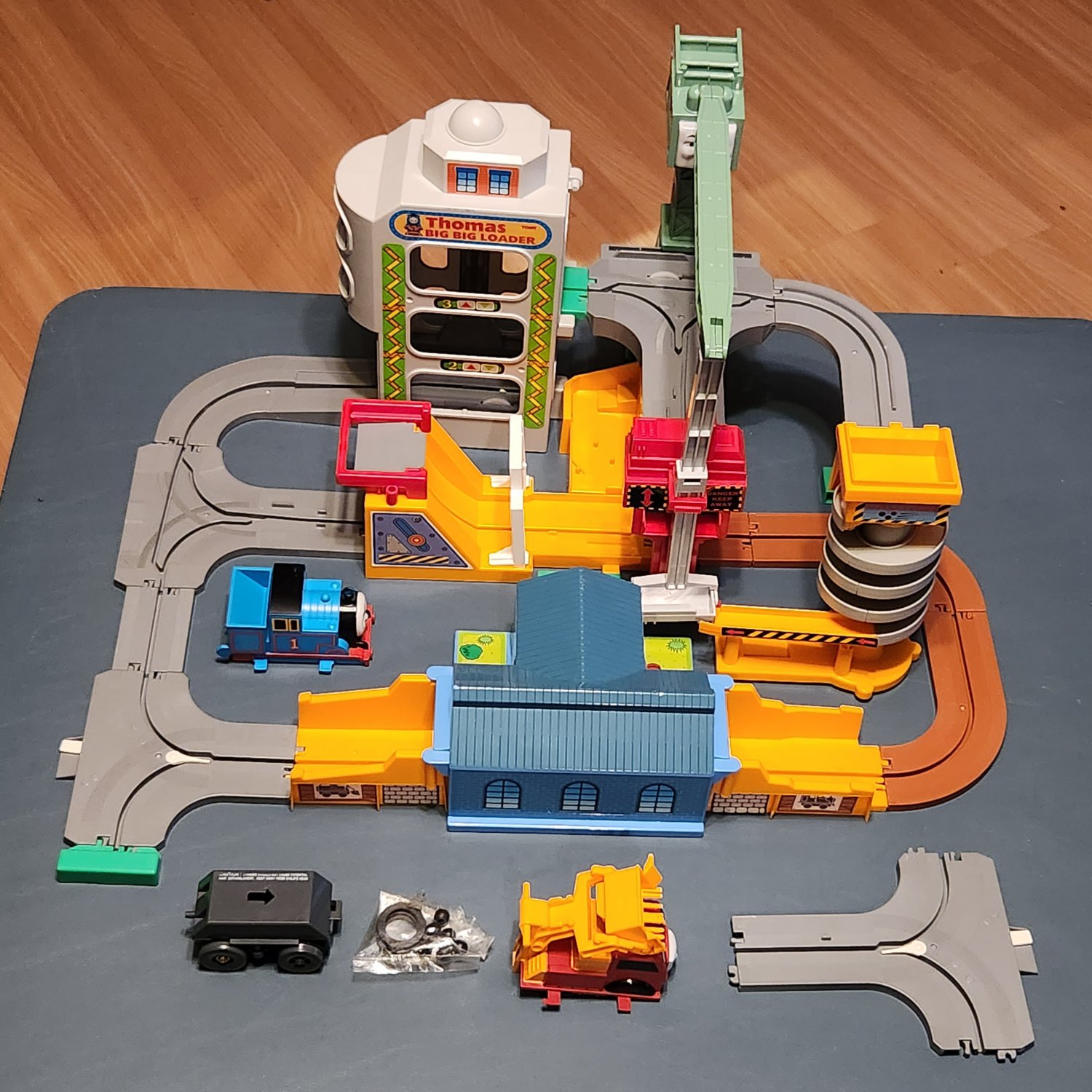 Tomy big loader construction 2024 set