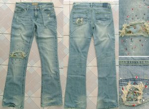 Ladies destroy denim jeans