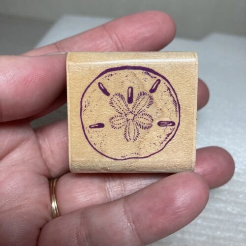 980-K Keyhole Sand Dollar Sea Shell Rubber Stamp Inkadinkado Seashell Ocean 1.5"
