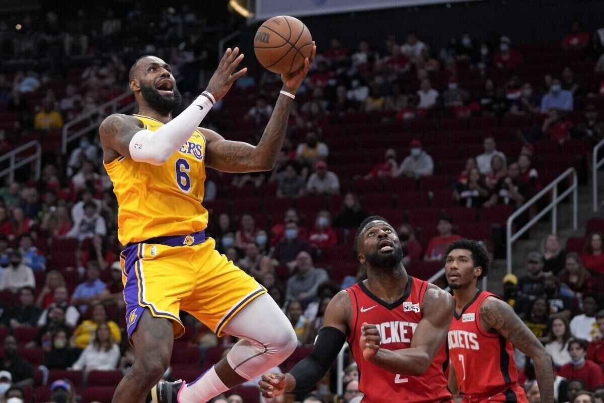 LeBron James Premium Photo Print 8 x 10 Los Angeles Lakers Star Player  # 11