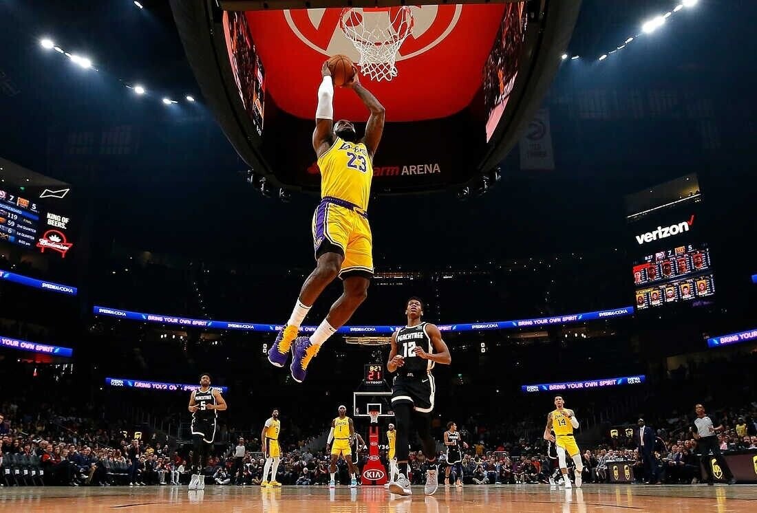 LeBron James Premium Photo Print 8 x 10 Los Angeles Lakers Star Player  # 16