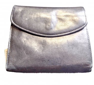 Dopp Black Leather Womens Bifold Clutch Wallet with Zipper Pocket Size 4x5x1