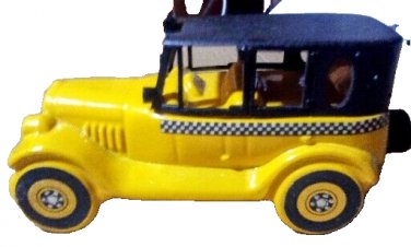 Avon 1926 Checker Cab Wild Country After Shave Bottle, Original After Shave 5 Oz