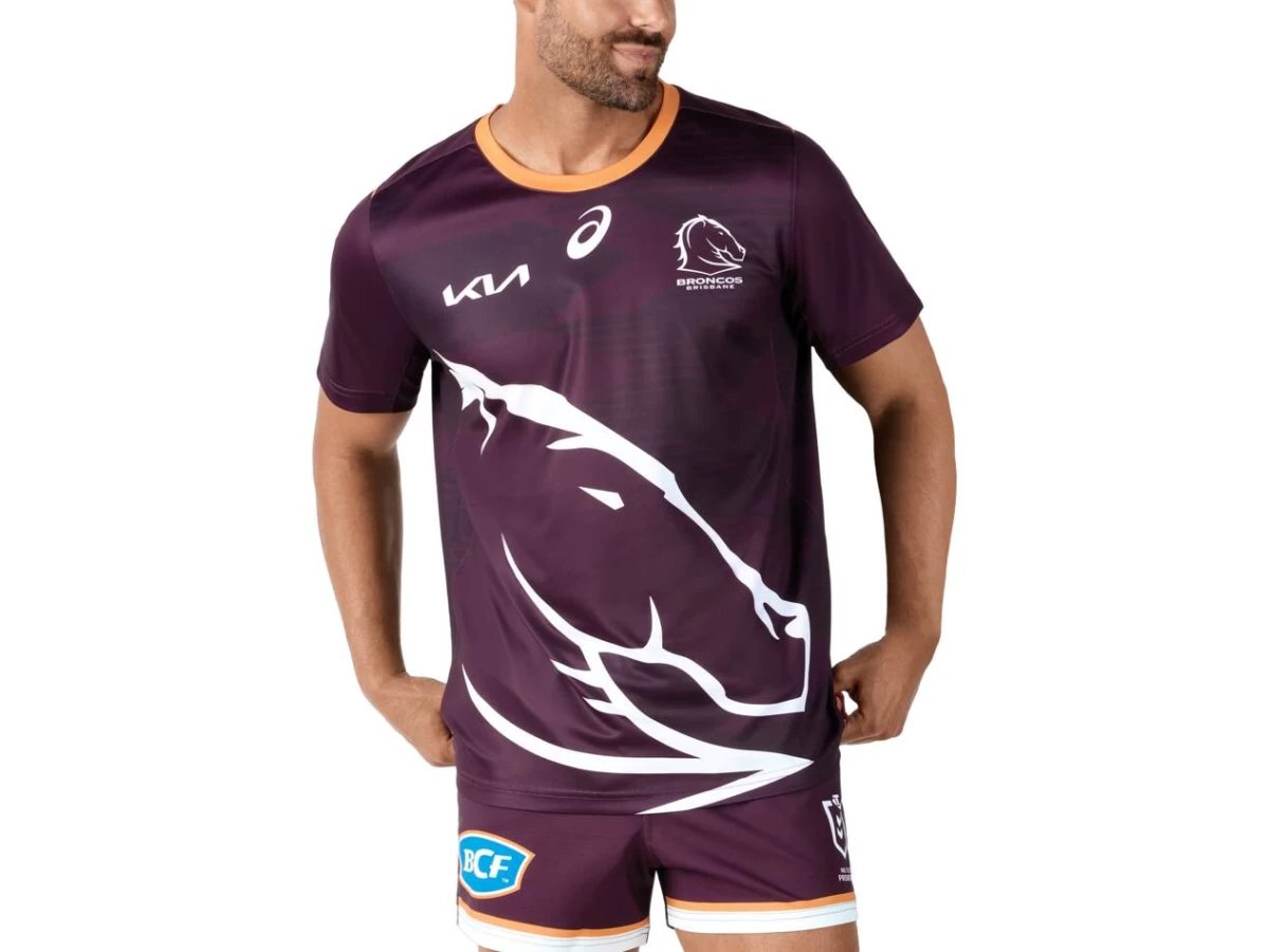 Brisbane Broncos Mens Run Out Training Rugby Tee 2024
