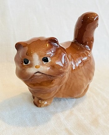 NEW Hagen Renaker Fat Fluffy Cat Brown A-4097