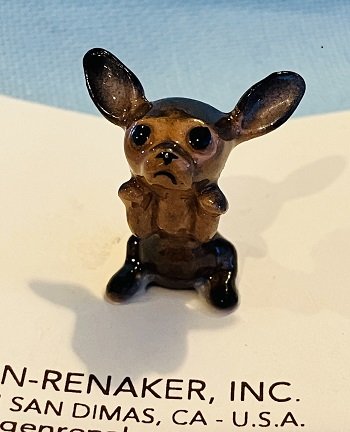 Hagen Renaker Black Chihuahua Puppy Begging A-338 Pre-Owned