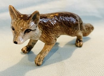 Klima Miniaure Porcelain Animal Red Fox Walking Facing Left K601