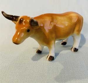 Bug House  Long Horn Bull Bone China Figurine