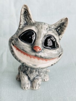 Big Head Smiling Cat Porcelain - NEW