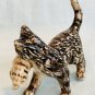 NEW Klima Miniaure Mama Cat Carrying Kitten Head to the Left - E317