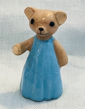 Monrovia Hagen Renaker Teddy Bear Mama Faint Rosy Cheeks - A-465 Pre-Owned