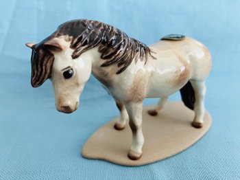 Hagen Renaker Highland Pony Mare Horse Pre-Owned #3350