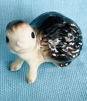 Hagen Renaker Hedgehog A-2074 Pre-Owned