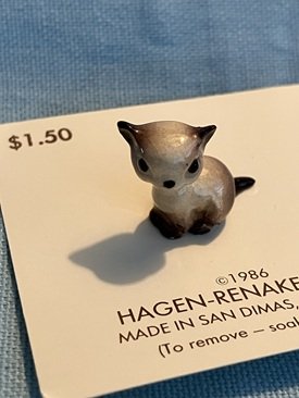 Hagen Renaker 1986 Seated Siamese Kitten - Pre-Owned