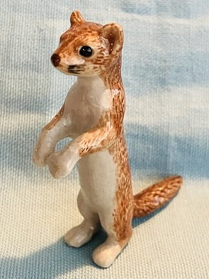 Klima Miniaure Porcelain Animal Ferret on Guard L870 - NEW
