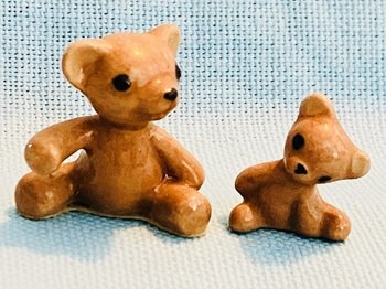 Hagen Renaker Big & Little Brother Teddy