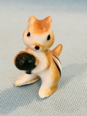 Bug House Chipmunk Vintage Japan