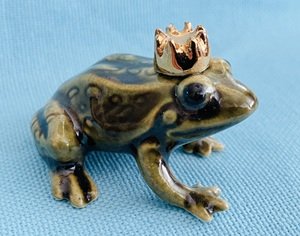 Hagen Renaker Frog Prince, Older Darker Green Bullfrog Papa A-344 Pre-Owned