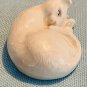 Hagen Renaker White Cat Curled A-3123 Pre-Owned