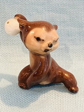 Hagen Renaker Crabby Brown Bear Cub A-216