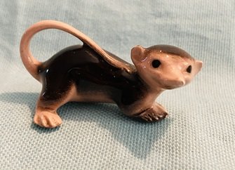 Hagen Renaker Opposum Mama A-837 TLC