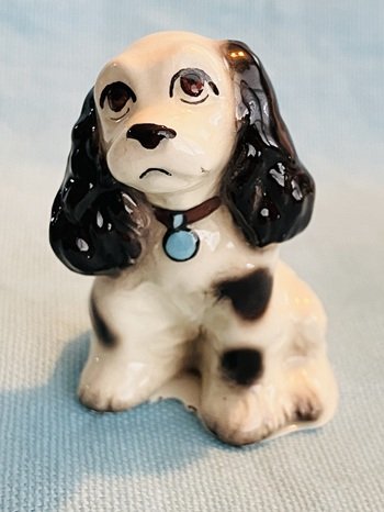 Hagen Renaker Butch Cocker Spaniel B & W with Blue Tab