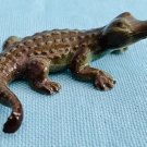 Hagen Renaker Alligator Mama A-852
