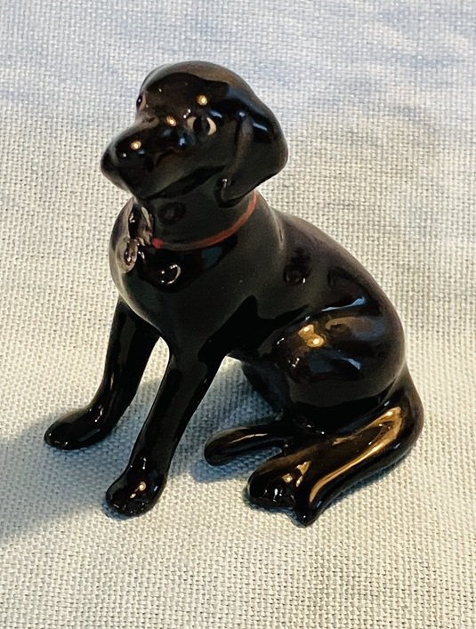 Hagen Renaker Black Labrador, Lab A-888