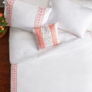 White Cotton Eyelet 4-Piece Comforter Set, Full / Queen