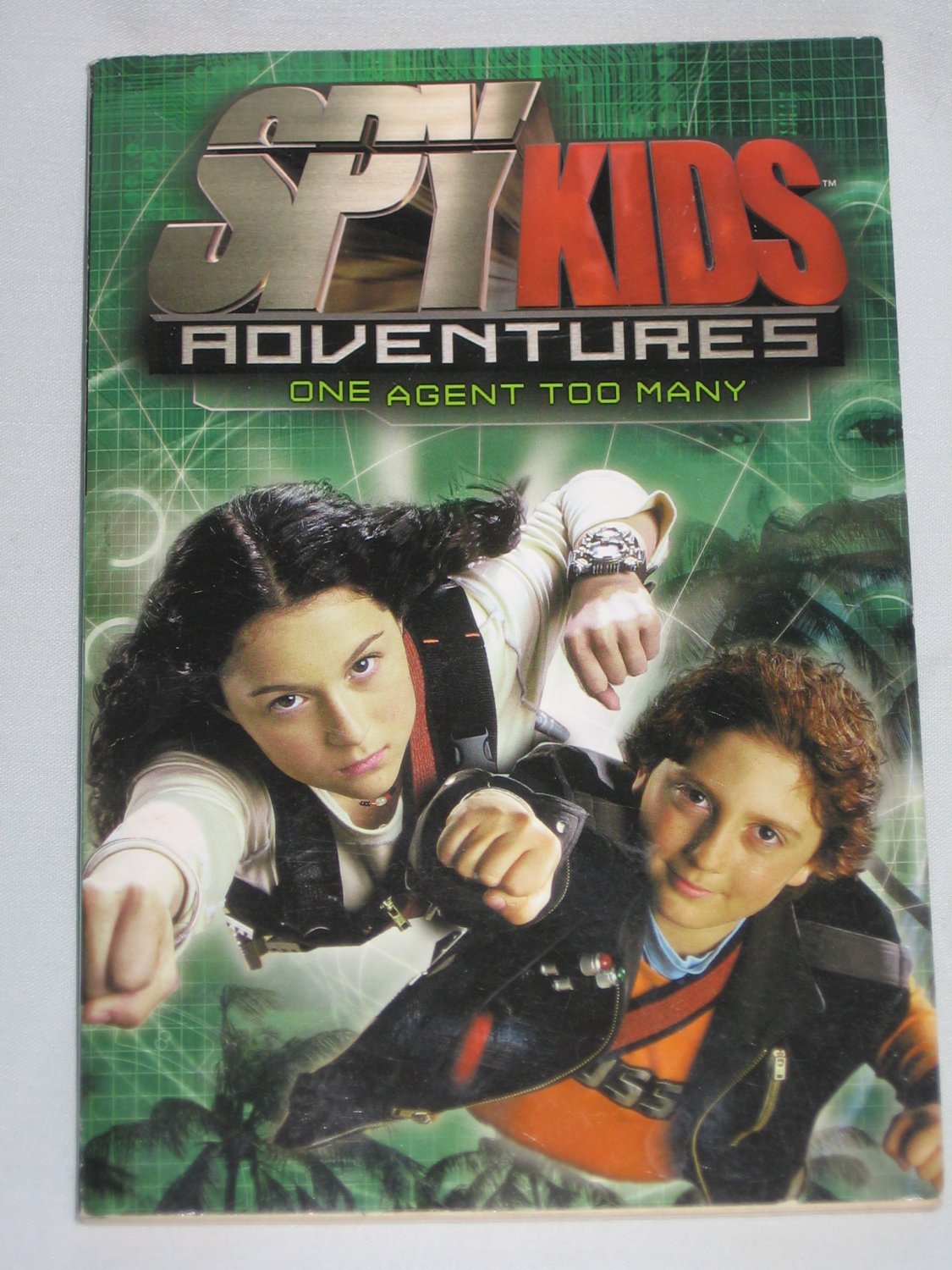 SPY KIDS One Agent Too Many Book 1 by Elizabeth Lenhard (2003, Paperback)