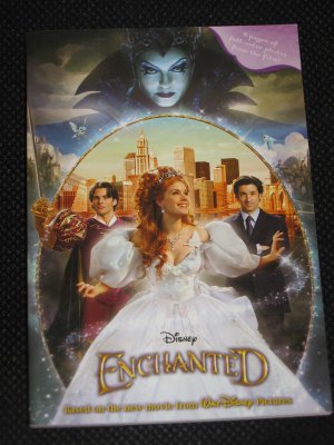 Disney ENCHANTED by Jasmine Jones (2007, Paperback) 8 Movie Photo Pages BRAND NEW