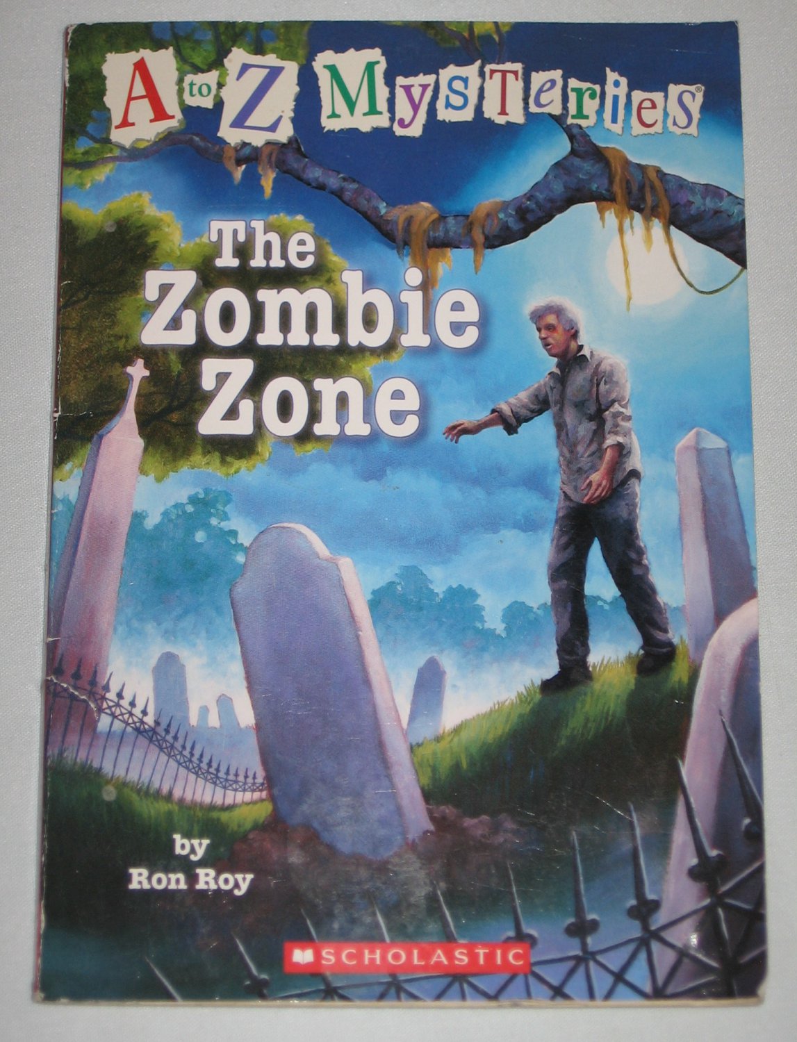 The Zombie Zone A to Z Mysteries Series by Ron Roy 2006 Scholastic