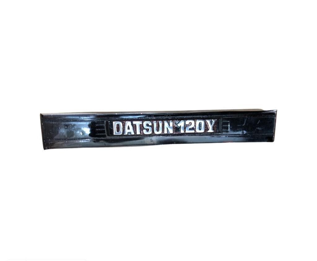 DATSUN 120Y Back Emblem For 1979