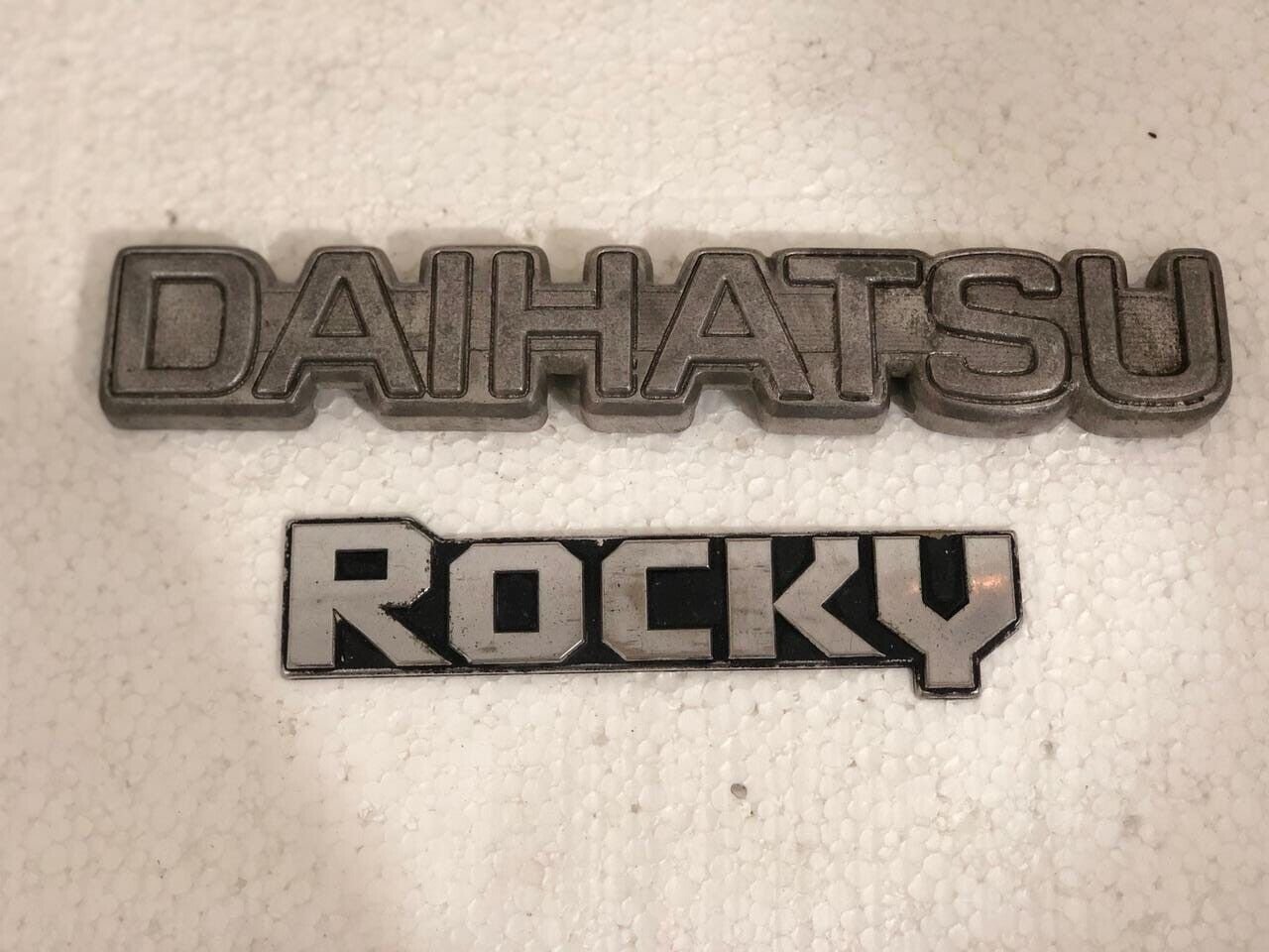 Daihatsu Rocky 2 Piece Emblem Set