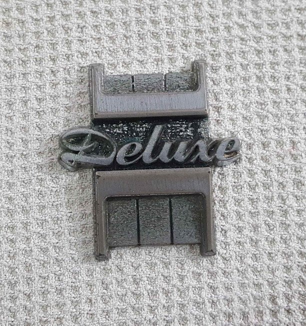 Deluxe Emblem