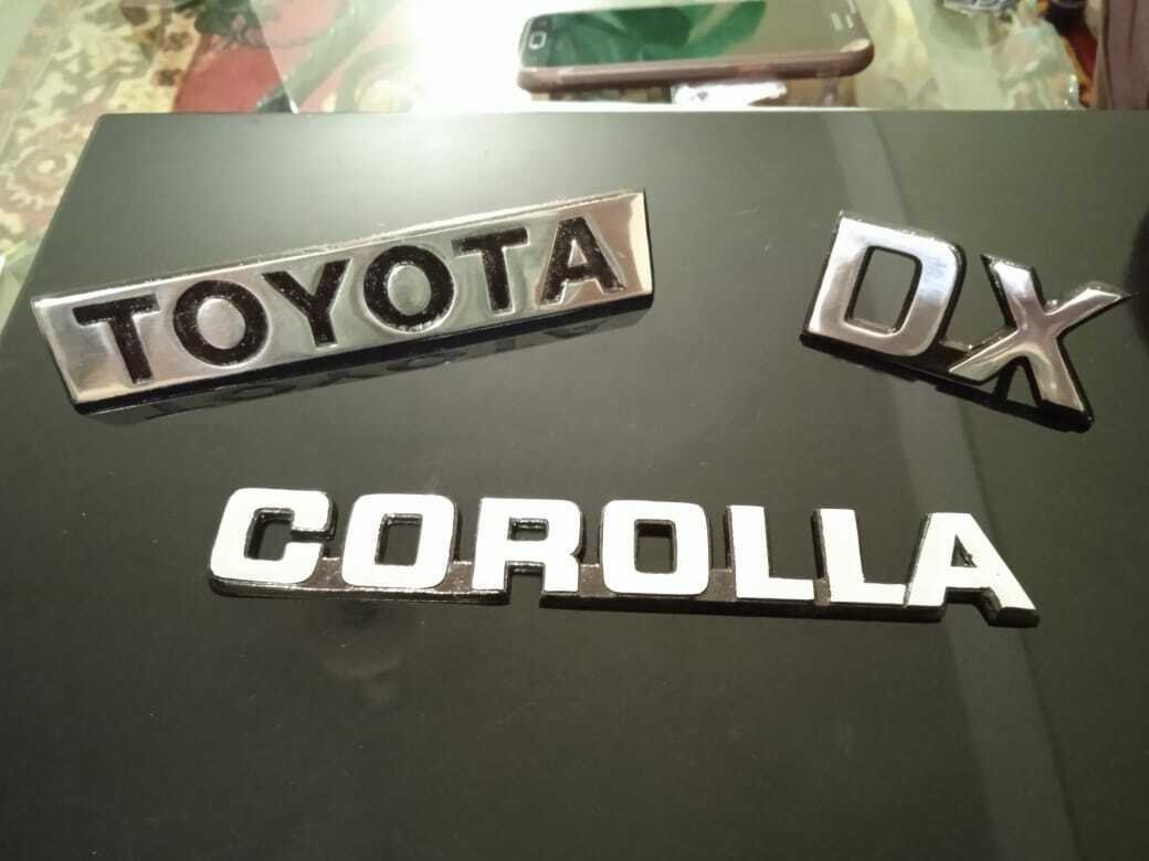 Toyota Corolla DX 1983 Model Car emblem in Metal