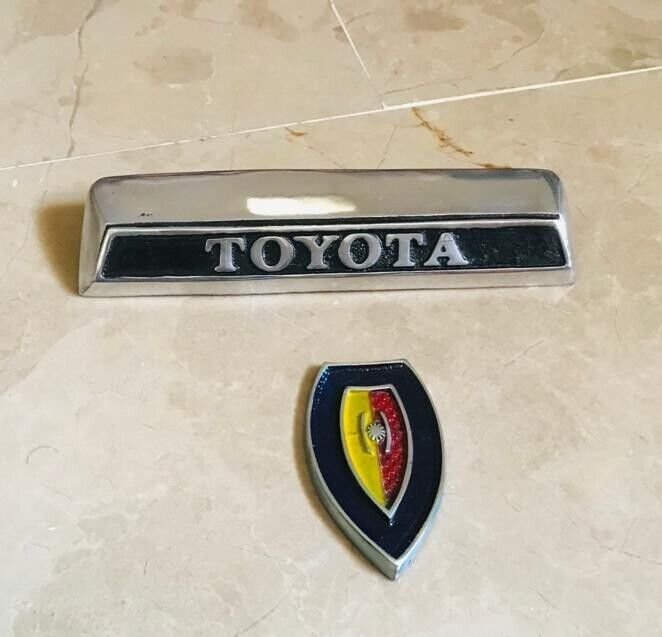 Toyota Corona Mark II Emblem Set Of 2 Piece