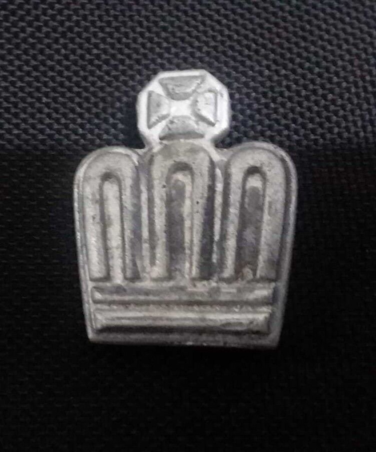 Toyota Crown Steering Emblem