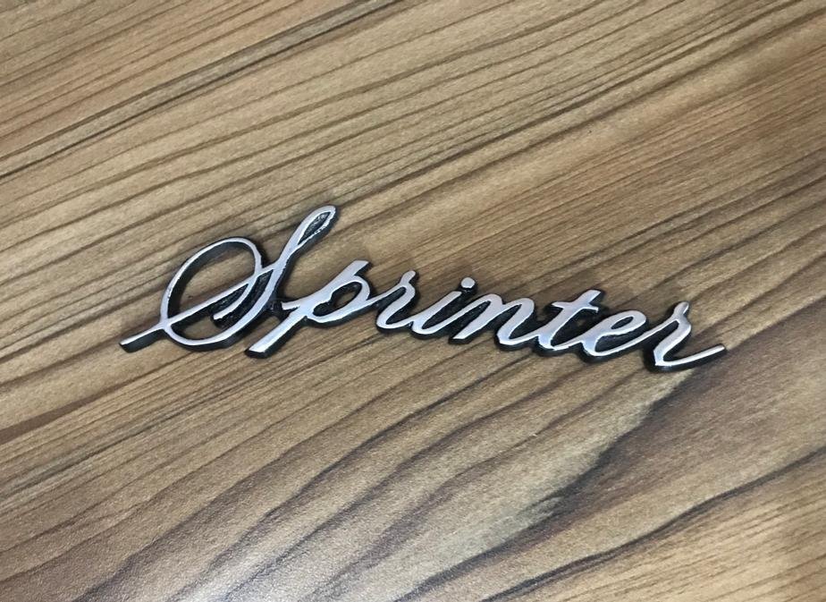 TOYOTA SPRINTER FRONT FENDER EMBLEM FOR THE MODEL 1975