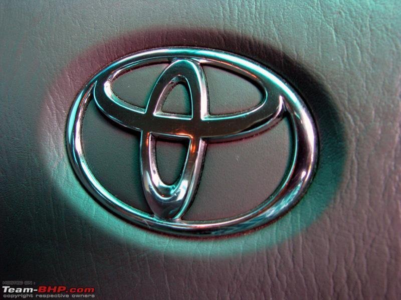 Toyota Steering Logo Emblem