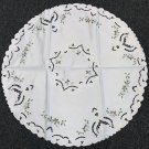 33'' Round Embroidered Cutwork Polyester Rosebud Lace Tablecloth Party Supplies