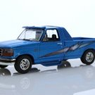 1994 Ford F-150 Xlt Bigfoot 4X4 Cruiser Pickup Truck 1:64 Scale Diecast Toys