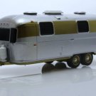 Airstream Land Yacht Camper Gold Travel Trailer Rv 1:64 Scale Diecast Toys