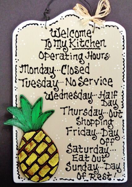 Pineapple Kitchen Operating Hours Sign Wall Art Plaque Tropical Hawaiian Decoration