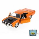 Car W/Display Turntable 1970 Dom Plymouth Road Runner 1/24 Car Diecast Toys