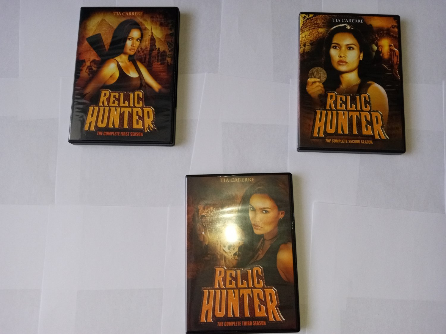 Relic Hunter Tia Carrere Original DVD 's Complete Series All Three Seasons