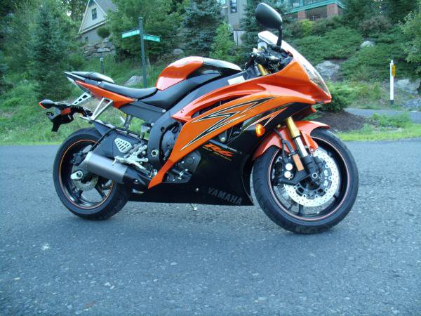 2009 Yamaha R6 DeltaBox 994 miles