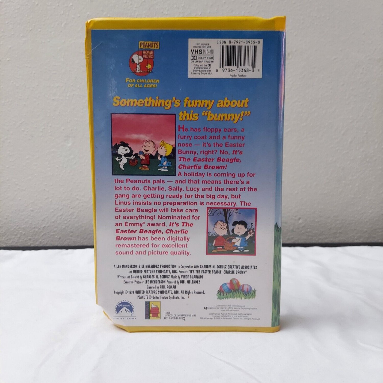 Peanuts Classic VHS It's The Easter Beagle Charlie Brown In Clamshell ...