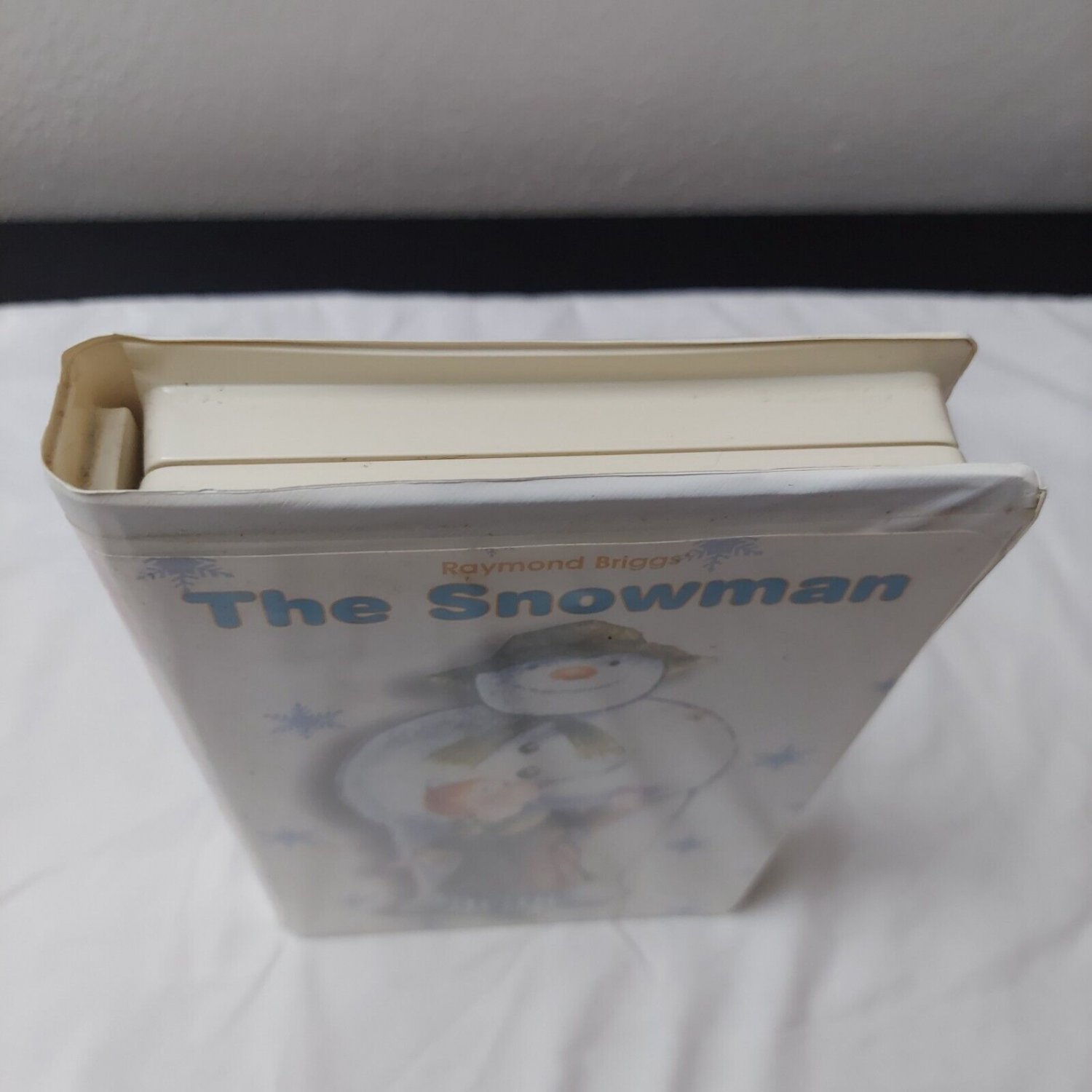 The Snowman Raymond Briggs Vhs Tape Movie Plastic Shell Columbia Tristar 1996 7711