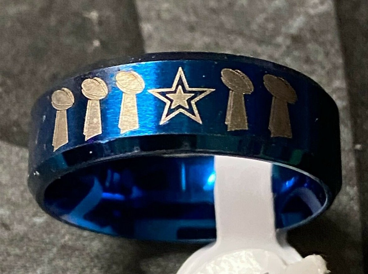 Dallas Cowboys titanium ring size 9, NEW, ring is fine cut not smooth